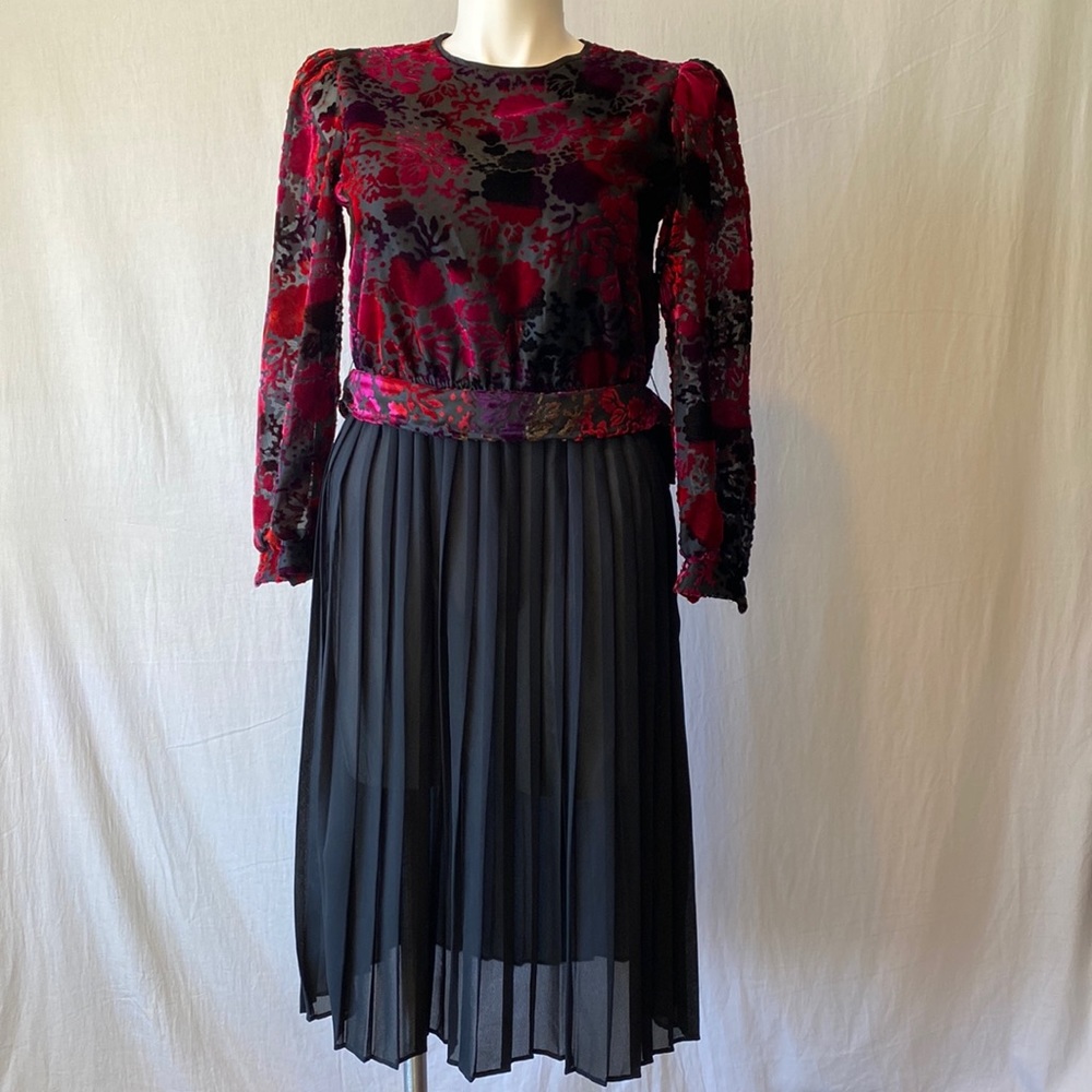 Marinette Floral Velvet and Sheer Black Dress, Vintage, Size 10